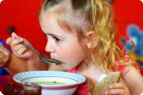 Основные правила питания ребенка до десяти лет